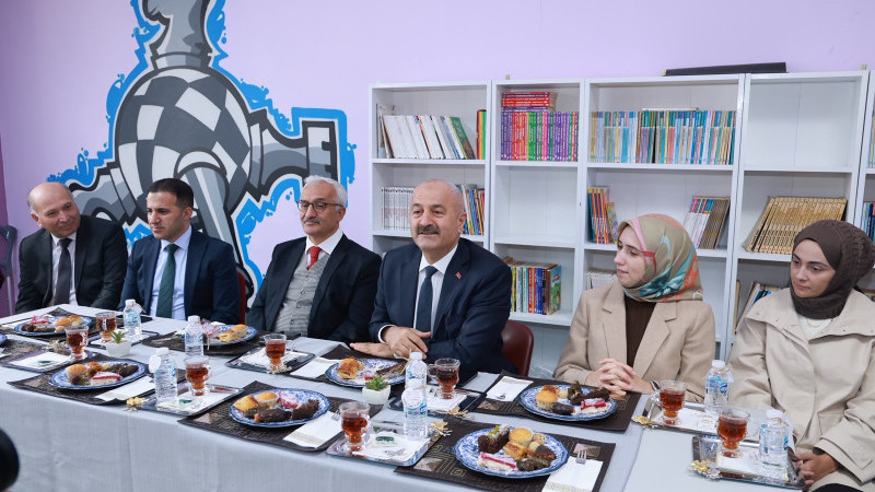 Gebze Okur Projesi Kapsamında Veli ve Öğretmenlerle Buluşma