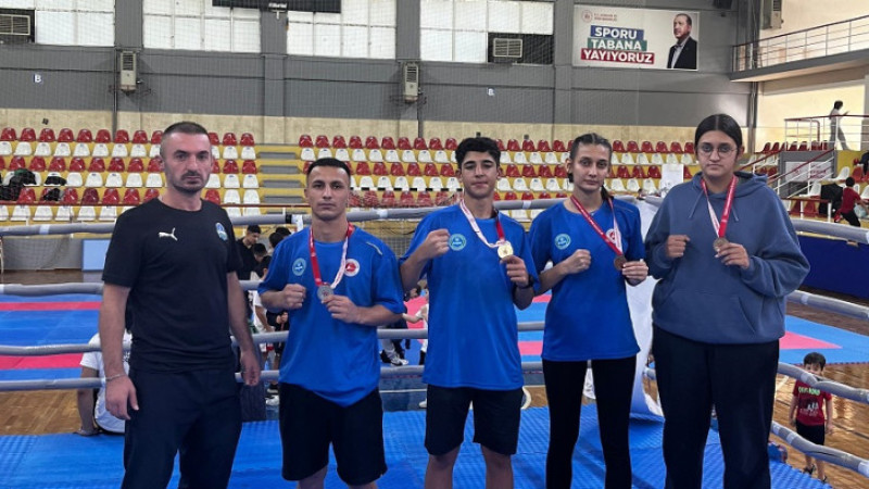 Çayırova Belediyesi Sporcularından 4 Madalya Daha