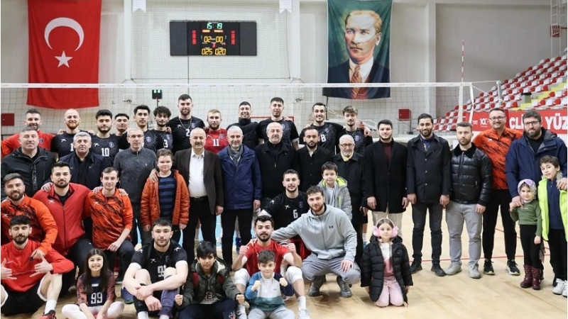 Gebze Belediyesi Voleybol Takımı  Adını Play-Off’a Yazdırdı