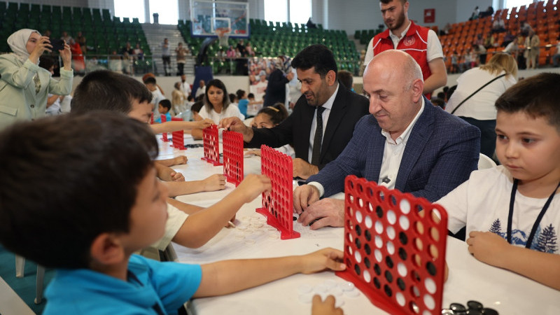 Darıca’da 5.  Akıl ve Zeka Oyunları Turnuvası başladı