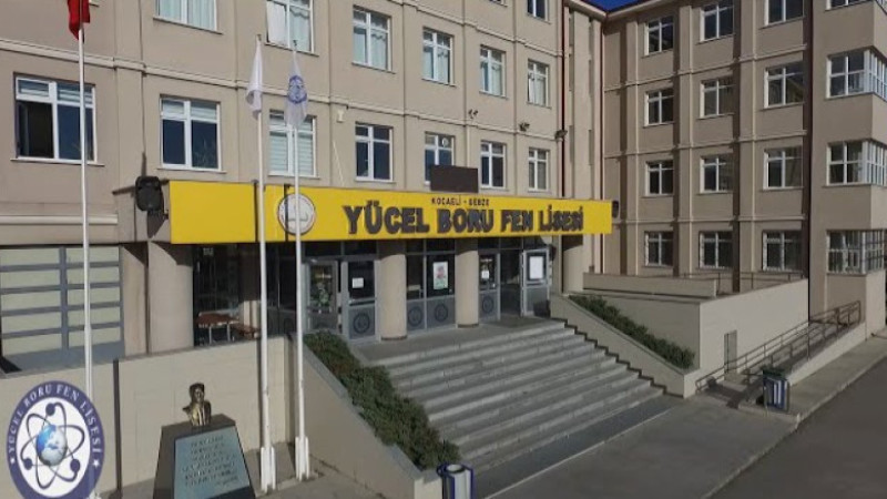 Yücel Boru Fen Lisesi YKS'de Geleneği Bozmadı