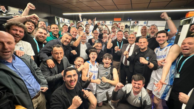 Çayırova Belediyesi, yarı finale yükseldi