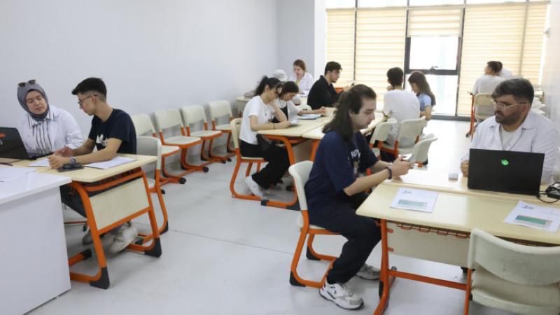 Gençlik Merkezi’nde sınava hazırlanıp üniversiteyi kazandılar