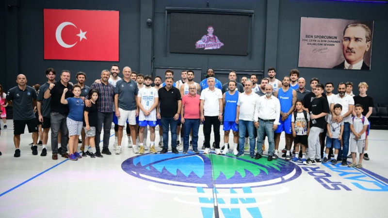 İlkan Karaman Turnuvası’nın kazananı Çayırova Belediyesi