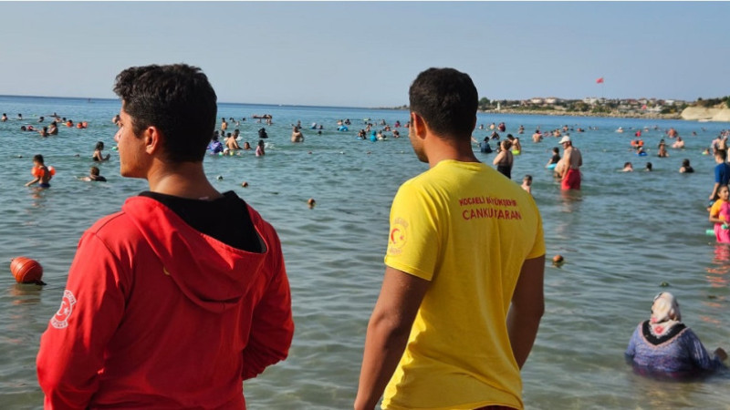 Darıca'da 11 Kişi Boğulmaktan Son Anda Kurtarıldı