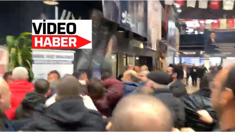 CHP Kocaeli Kongresinde Gazetecilere Saldırı!
