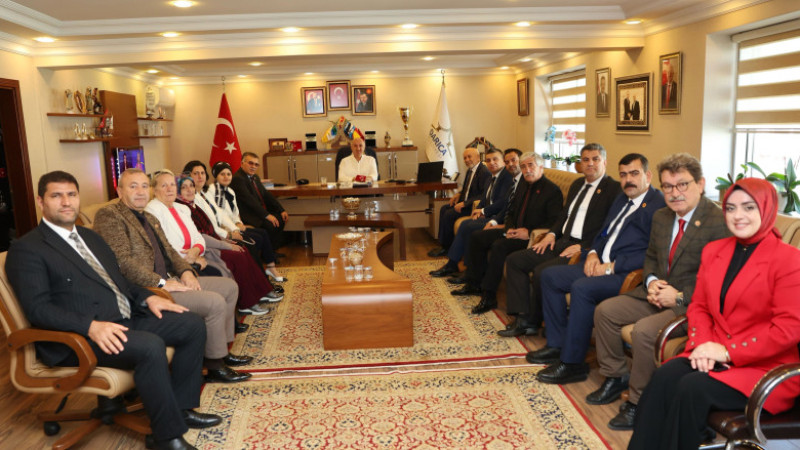 Muhtarlarımızla el ele Darıca için çalışıyoruz