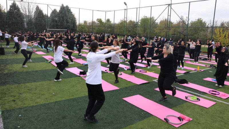 Bilgievi kursiyerleri, matını al gel etkinliğinde buluştu