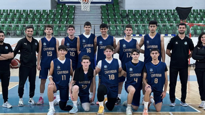 Çayırova’nın genç basketbolcuları namağlup grup lideri oldu