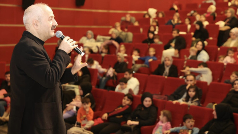 Başkan Büyükgöz’den Minik Sinemaseverlere Sürpriz