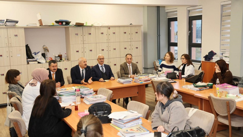 Başkan Büyükgöz haftaya öğrencilerle başladı