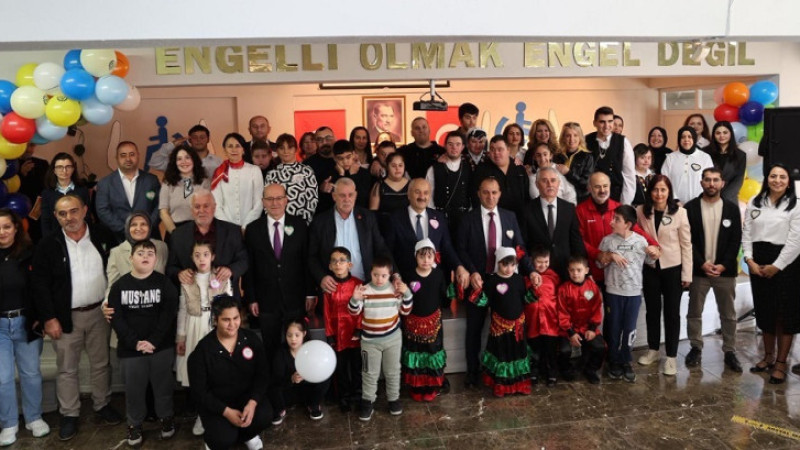 3 Aralık Dünya Engelliler Günü Gebze’de Anlamlı Programla Kutlandı