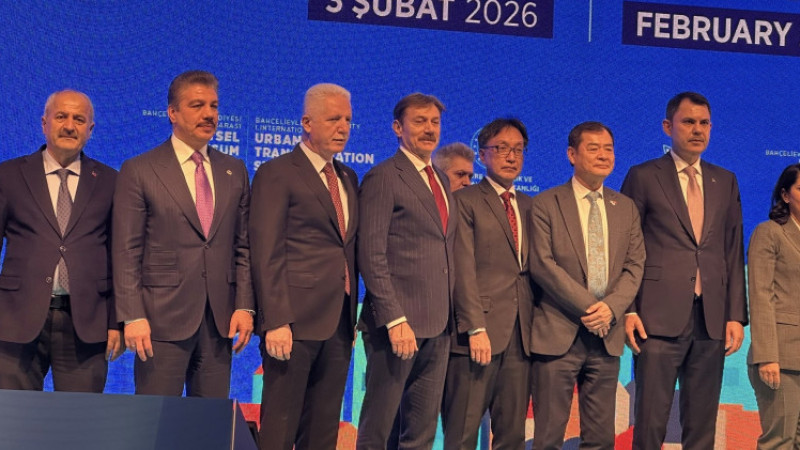 Başkan Büyükgöz, 1. Uluslararası Kentsel Dönüşüm Zirvesi’ne Katıldı