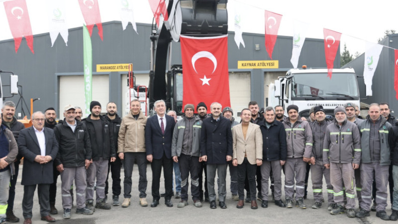 Başkan Çiftçi, “İş makineleri filomuzu güçlendirmeye devam ediyoruz”
