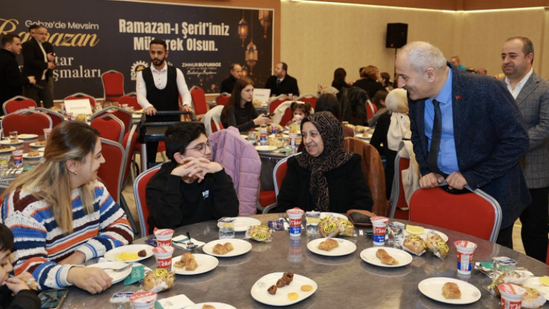 Gebze Belediyesi’nden Özel Eğitim Öğretmenlerine İftar