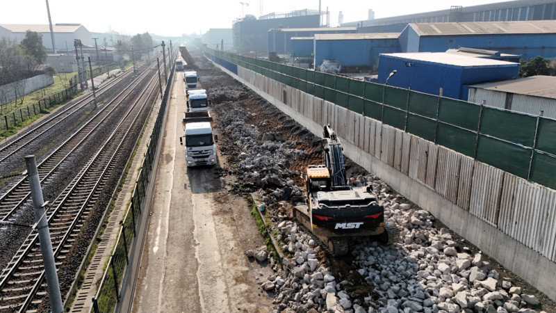 Darıca Dutluk Sokak’a Büyükşehir neşteri