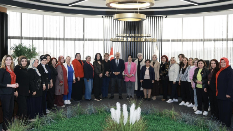 Gebze Belediyesi Kadın Muhtarları Ağırladı