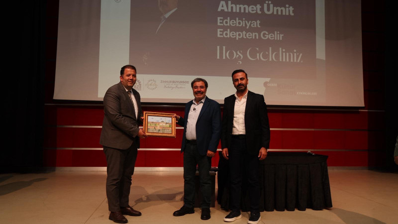Ahmet Ümit Gebze Kültür Merkezi’nde
