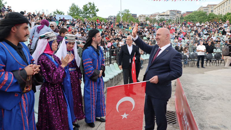 Darıca’da 19 Mayıs’a yakışan şölen