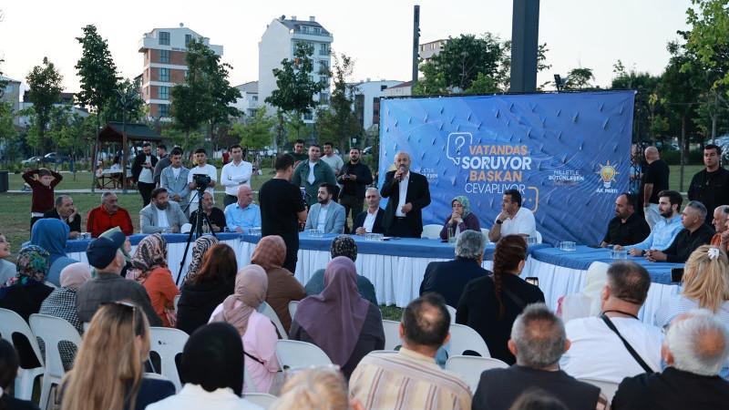 “Vatandaş Soruyor, Başkan Cevaplıyor” Programı Gebze Millet Bahçesi’nde Gerçekleştirildi