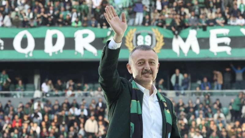 Kocaelispor meydana iniyor