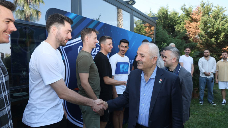 Başkan Büyükgöz, Gebze Belediyesi Spor Kulübü'yle Buluştu