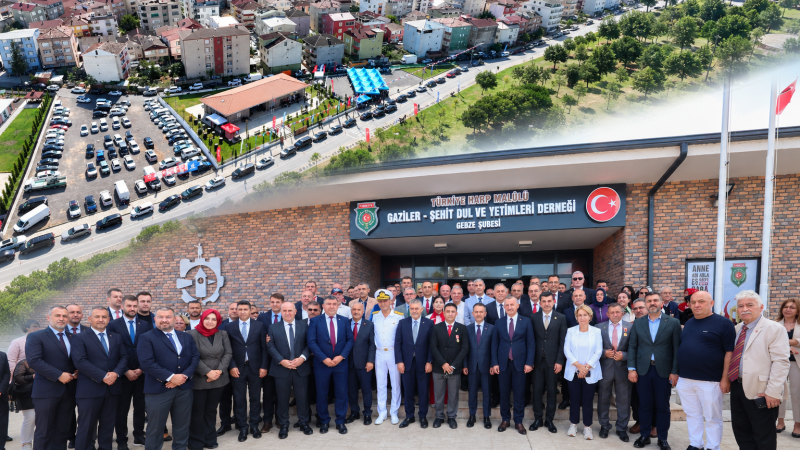 Gebze Şehit Yakınları ve Gazi Evi hizmete açıldı