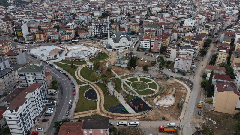 Çayırova’daki projelerde çalışmalar son sürat  