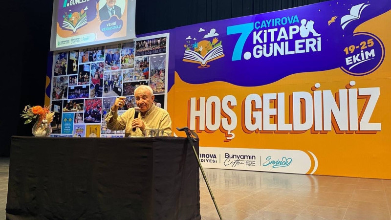 Vehbi Vakkasoğlu, Çayırovalı okurlarıyla bir araya geldi